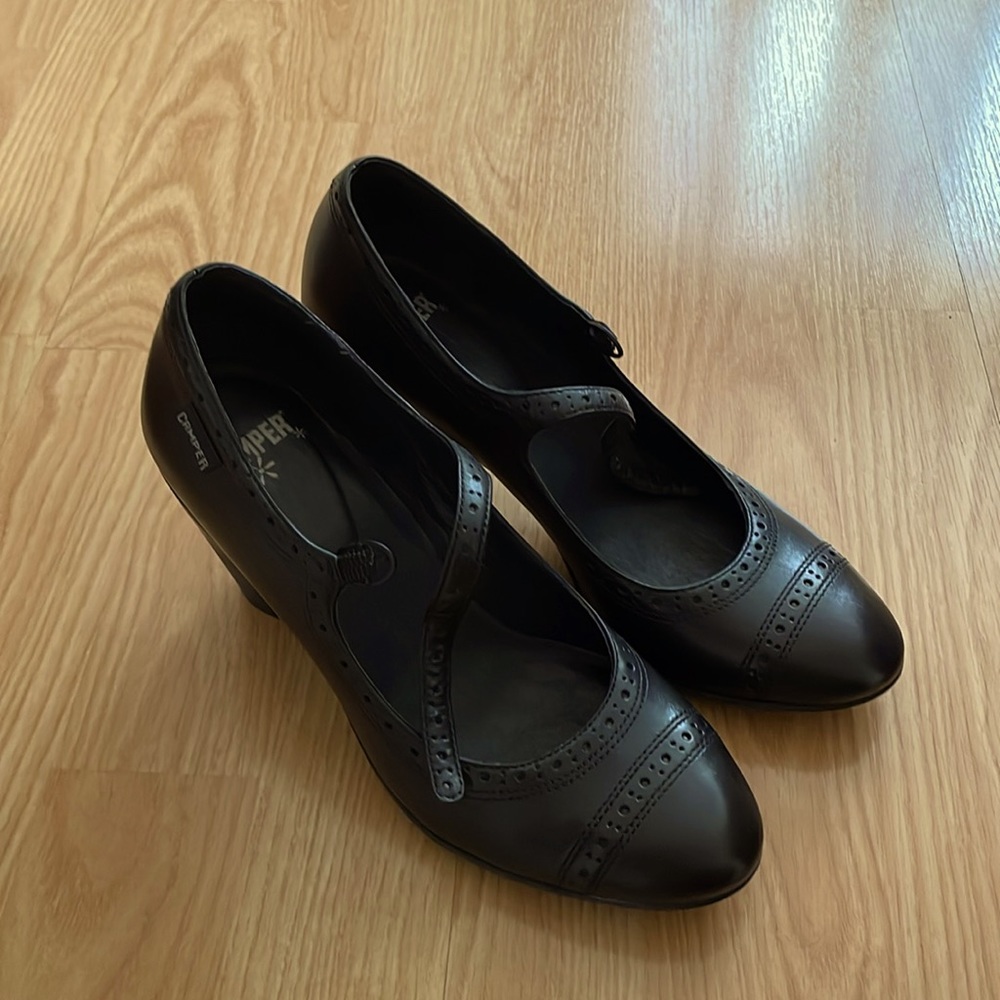 Black Mary jane shoes Camper